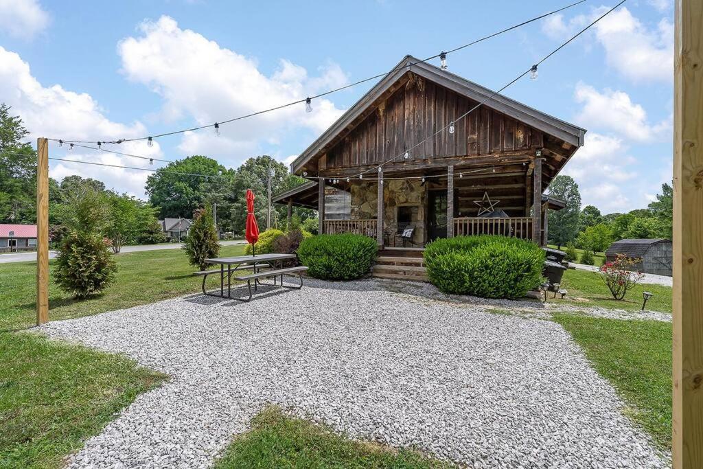 Rustic Cabin, Dock, Firepit, Kayaks & Games Winchester Eksteriør bilde
